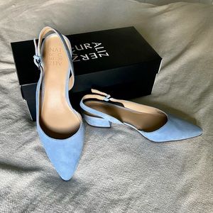 Blue Suede Naturalizer Banks Flats Size 9.5
